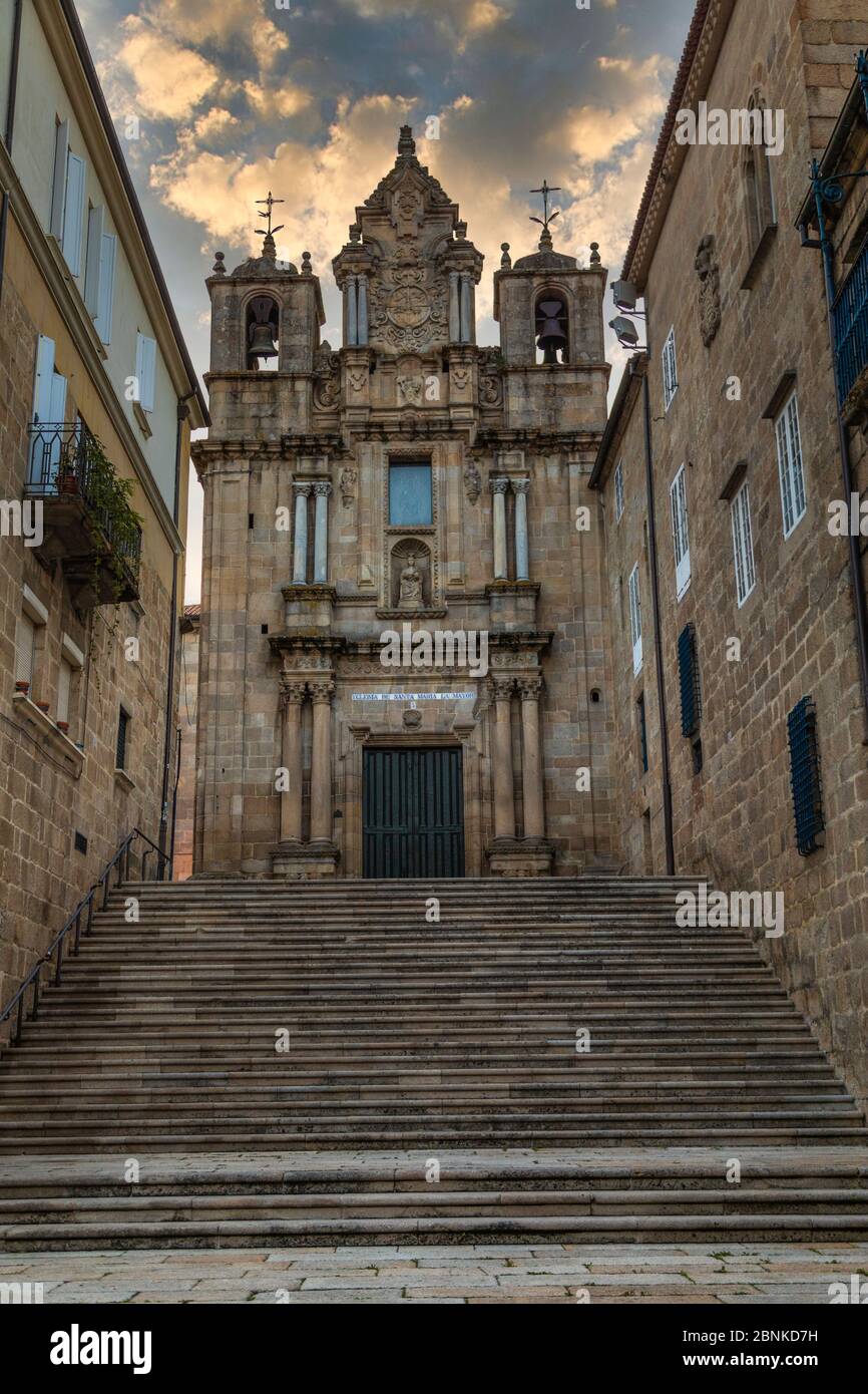 Iglesia iglesia de santa maria la mayor hi-res stock photography and ...