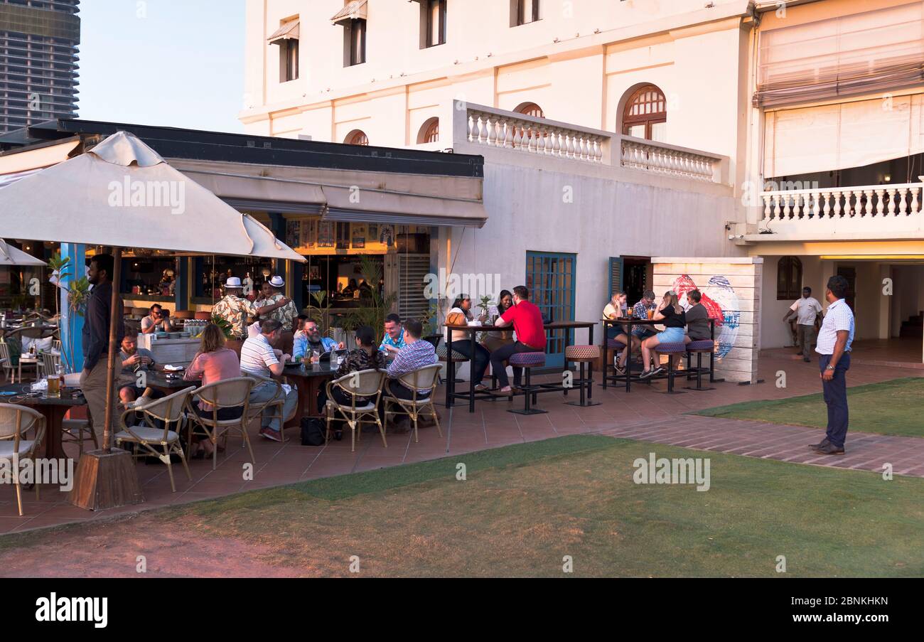 dh Galle Face Hotel COLOMBO SRI LANKA People at hotels outside restaurant bar cafe alfresco Stock Photo
