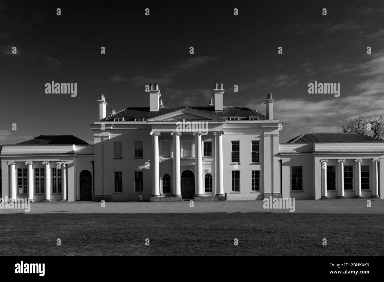 Hylands house essex Black and White Stock Photos & Images - Alamy