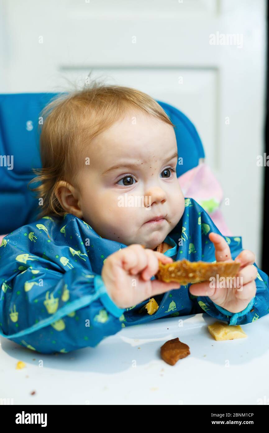 small feeding chair