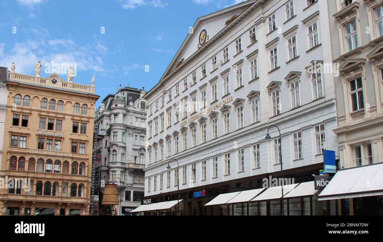 baroque flats buildings in vienna (austria Stock Photo Alamy