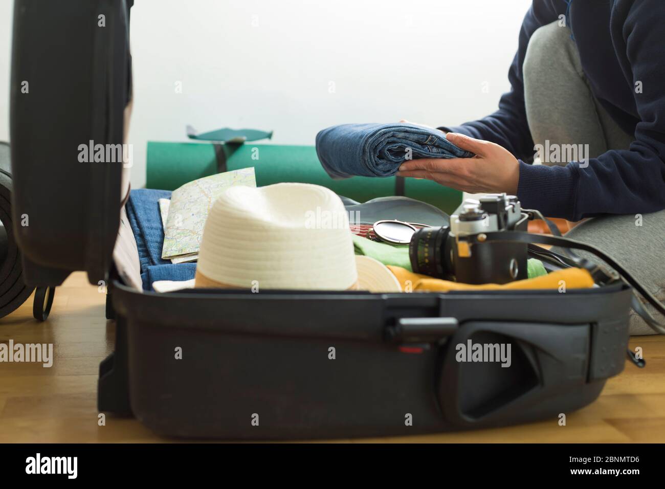 travel packs for suitcase