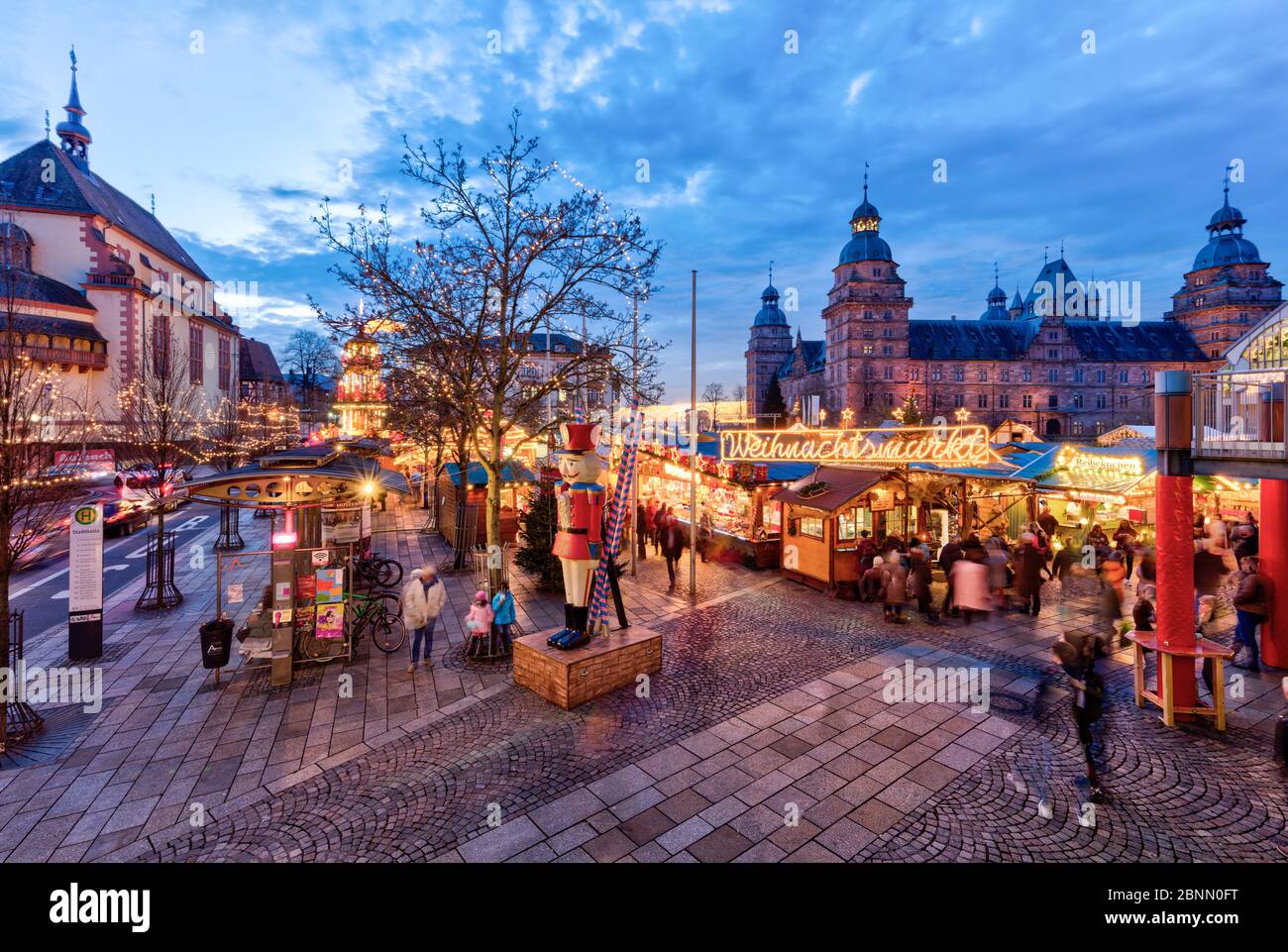 Number Of Huts In Aschaffenburg Christmas Market 2022 Aschaffenburg High Resolution Stock Photography And Images - Alamy