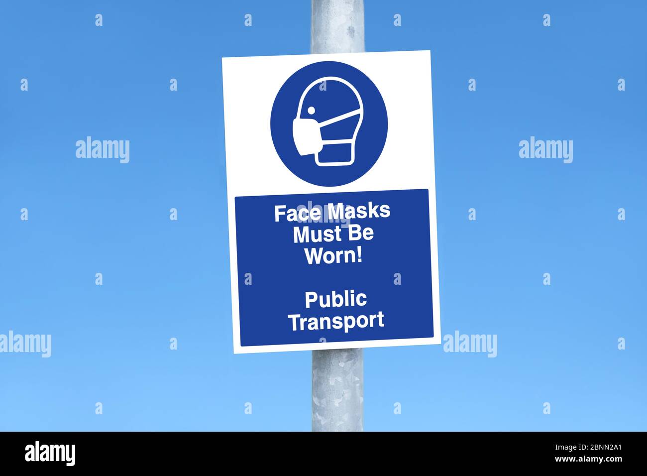 Public transport face mask must be worn sign Stock Photo Alamy