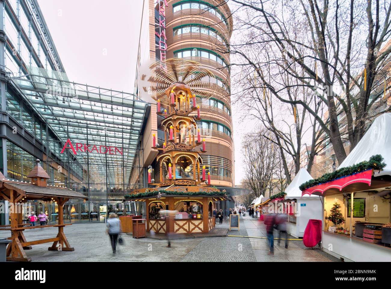 Quartier Potsdamer Platz, arcades, Christmas pyramid, Advent, architecture, city center, Berlin