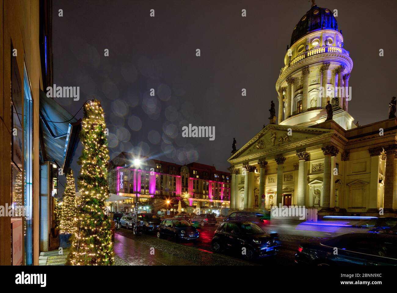 Hilton Berlin, hotel, Deutscher Dom, Gendarmenmarkt, blue hour, Berlin ...