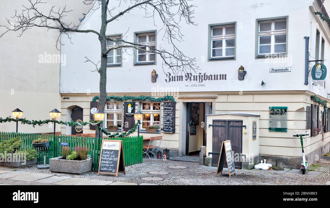 Zum Nussbaum, Schänke, tavern, restaurant, gastronomy, Nikolaiviertel, Berlin Mitte, Berlin, Germany Stock Photo