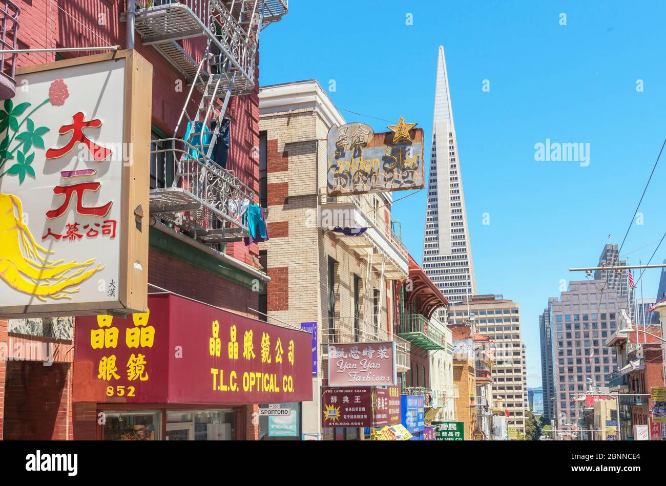 TransAmerica building, Chinatown, San Francisco, California, USA Stock Photo