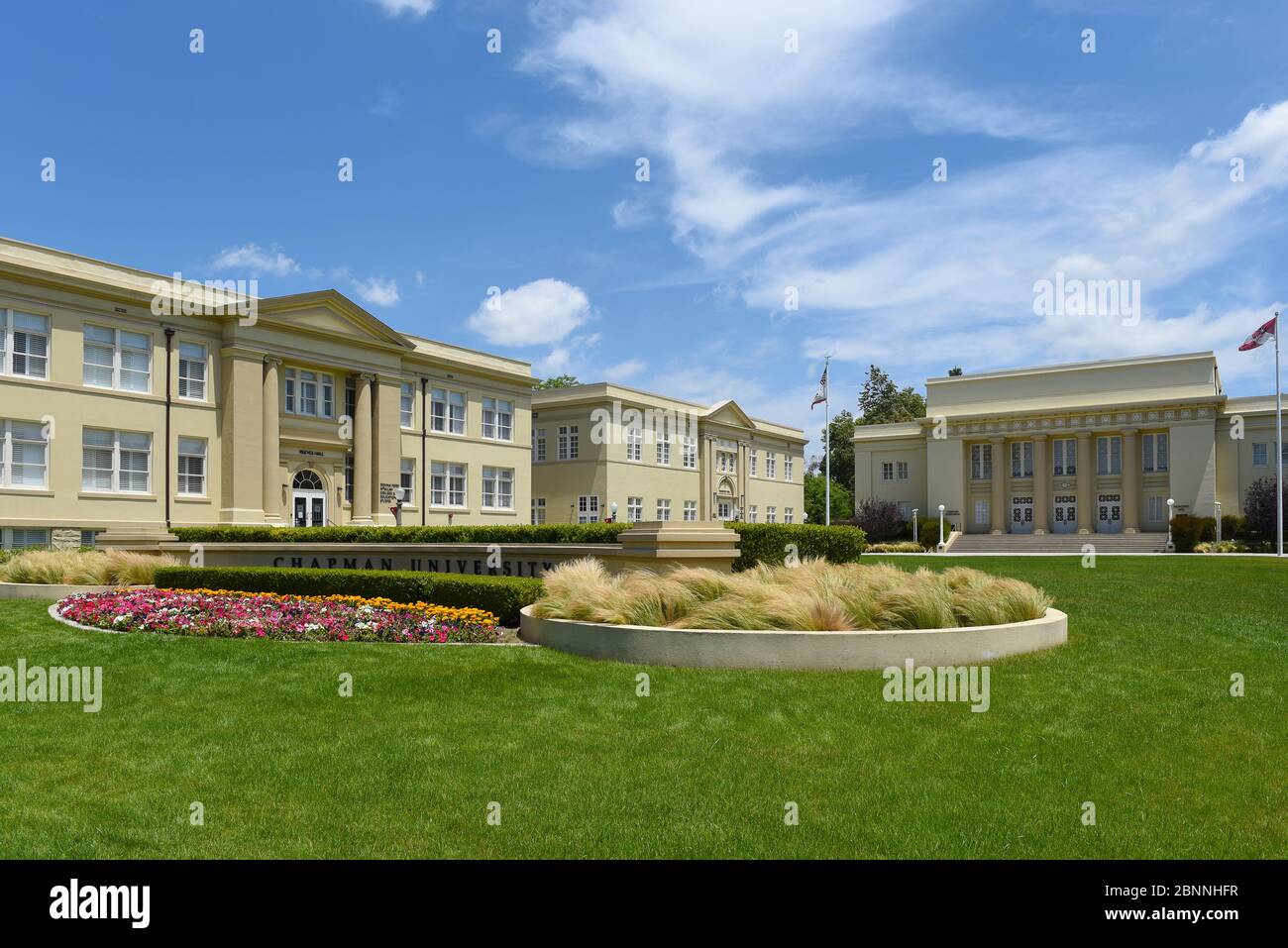 ORANGE, CALIFORNIA - 14 MAY 2020: Bert Williams Mall with Reeves Hall ...