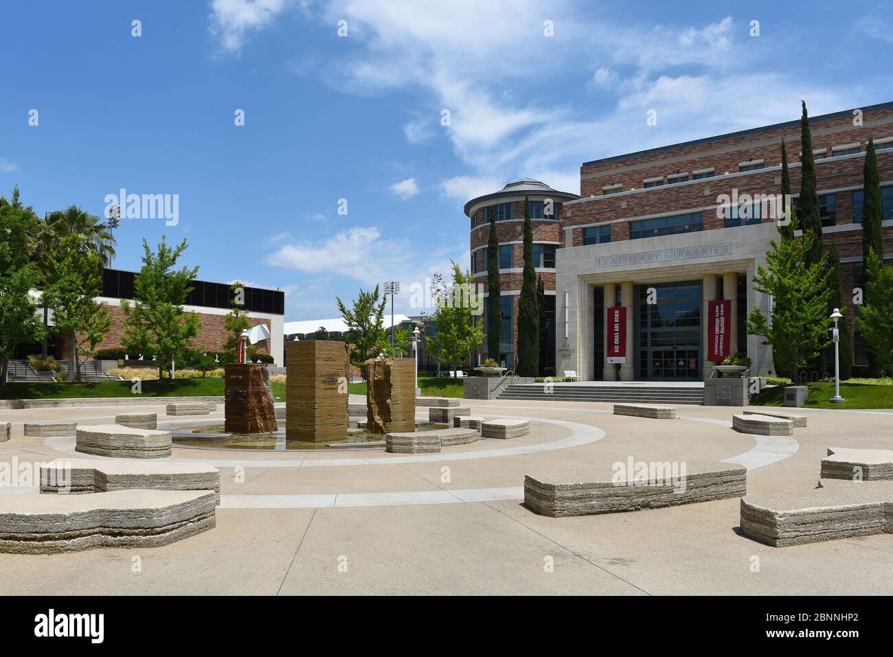 ORANGE, CALIFORNIA - 14 MAY 2020: Attallah Piazza with the Leatherby Libraries in the background. Stock Photo