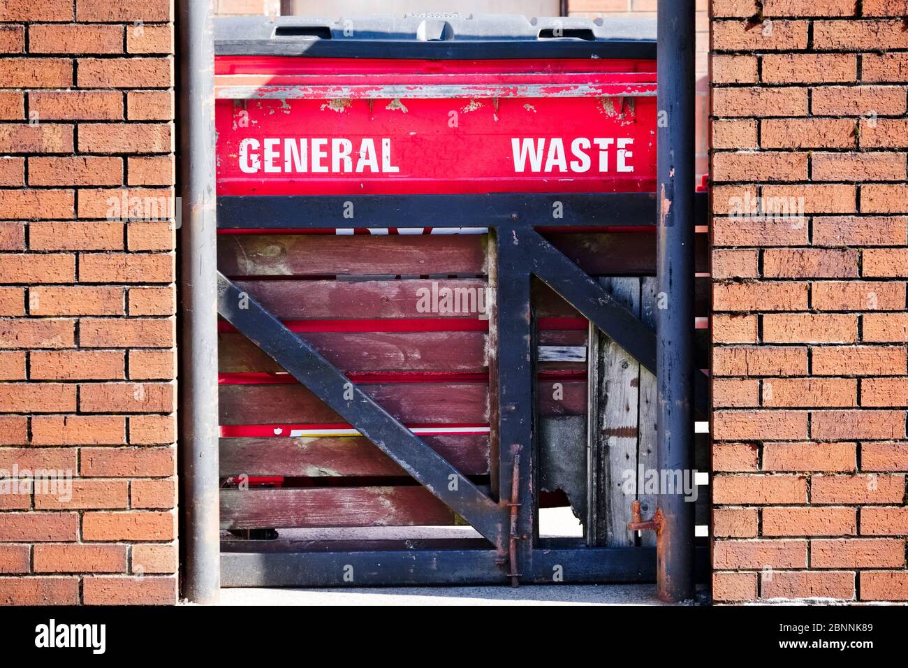 Hospital waste bin hi-res stock photography and images - Alamy