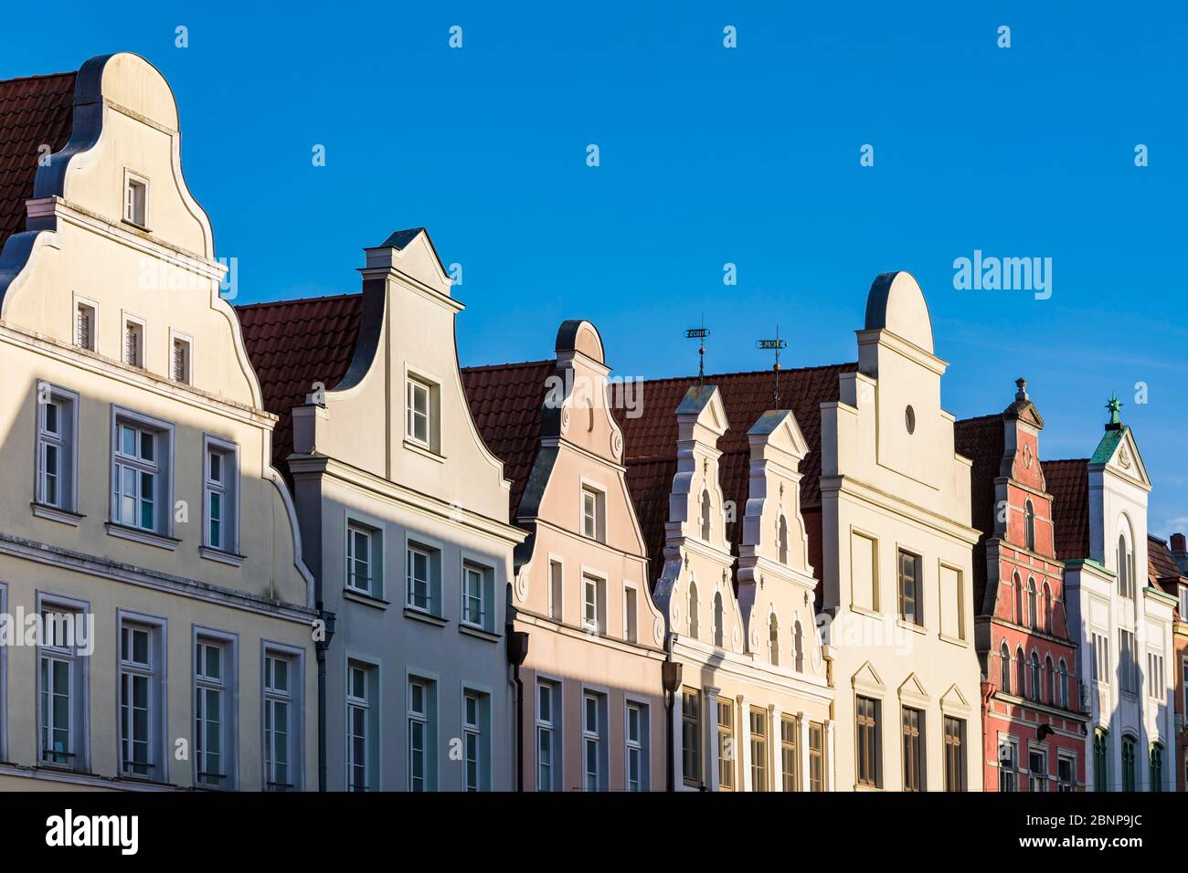 Germany, Mecklenburg-West Pomerania, Wismar, Hanseatic City, old town, historic houses, row of houses, house facade Stock Photo