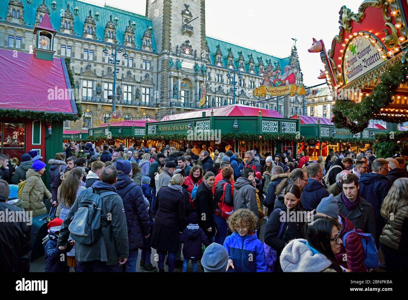 Europe, Germany, Hamburg, Hamburg Christmas market, town hall, crowd in the market, Stock Photo