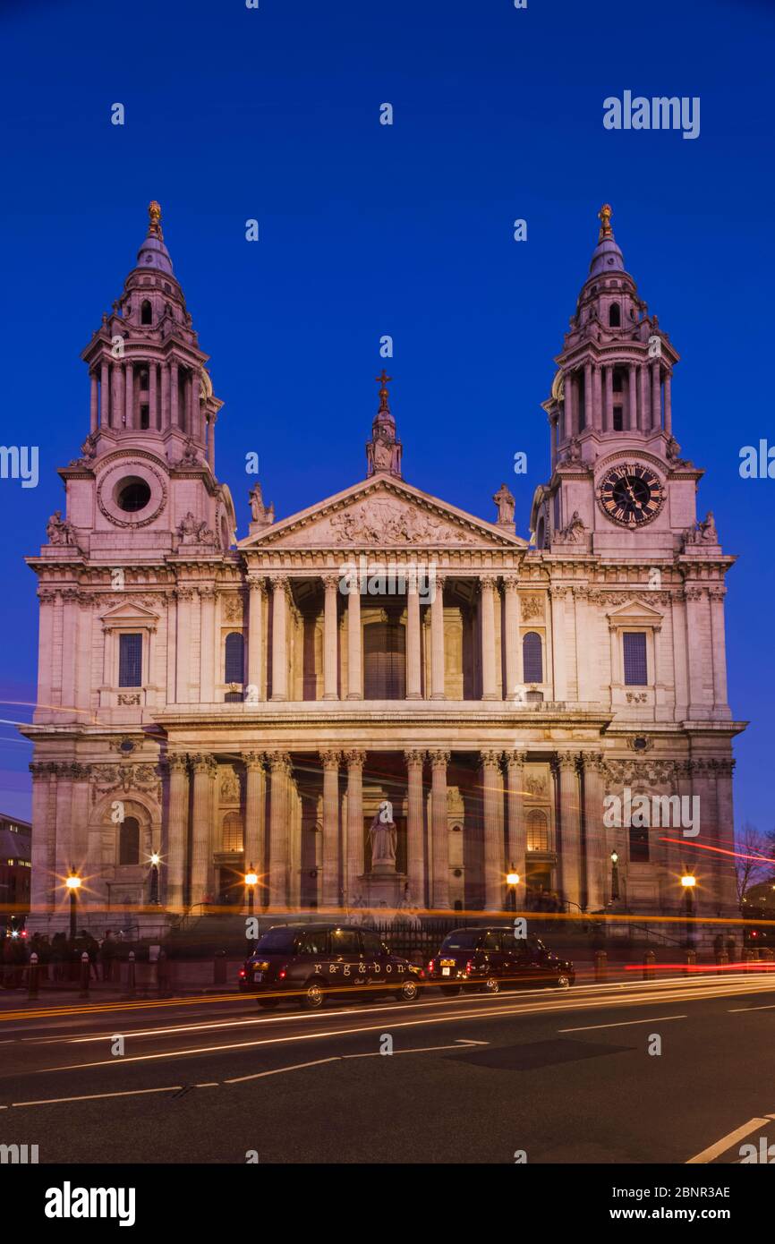 England, London, City of London, St Paul's Cathedral, Night View of The West Facade and  Entrance Stock Photo