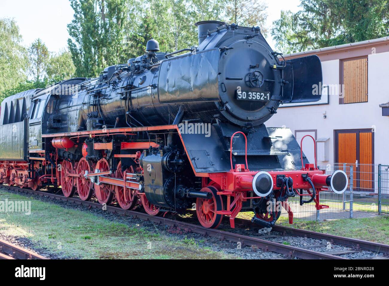Red wheel of a steam locomotive type 50 3562-1, Kirchweyhe, Weyhe