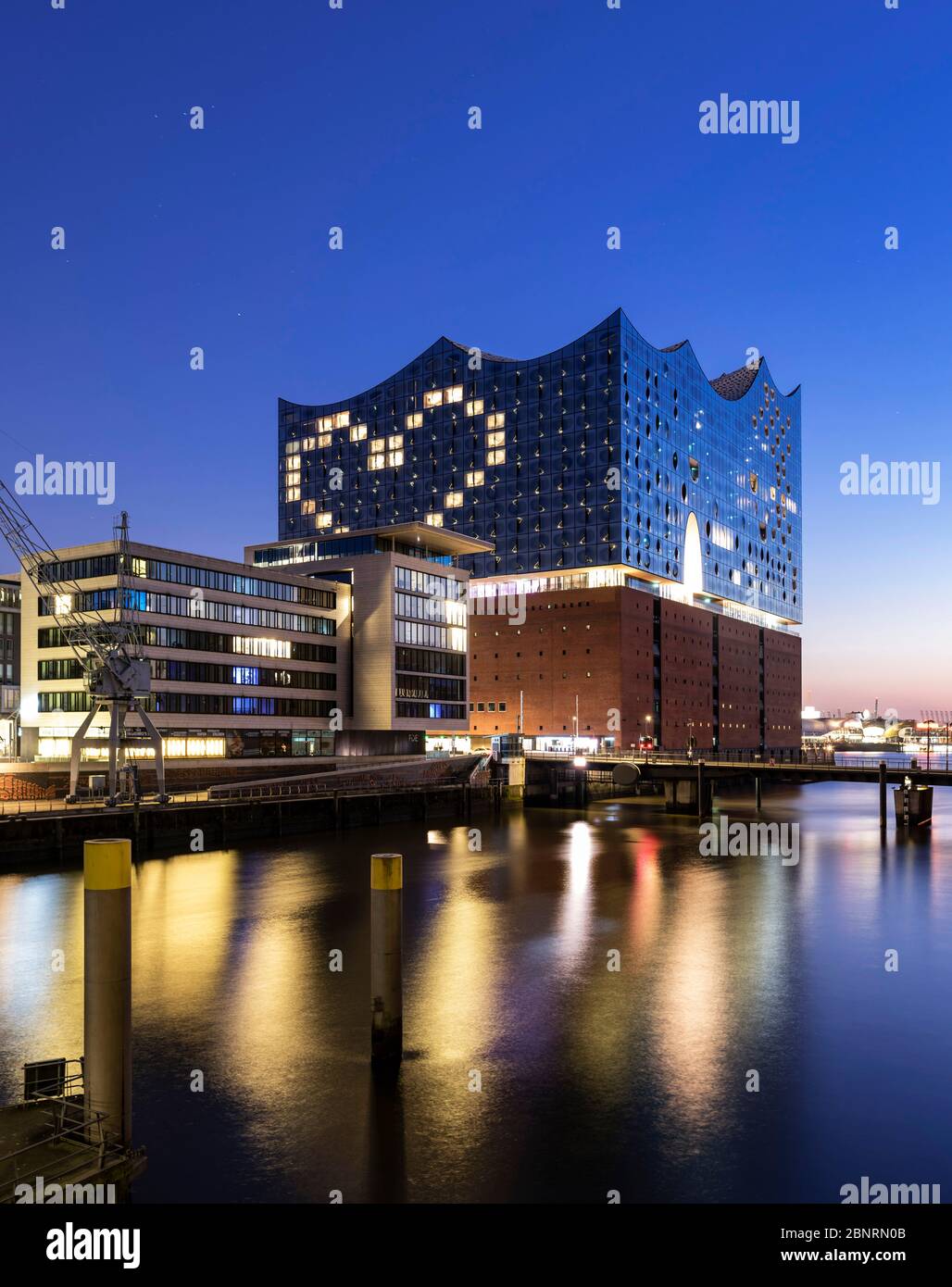 Elbphilharmonie with heart from illuminated hotel rooms as a sign of the Corona crisis, Hafencity, Hamburg, Germany Stock Photo