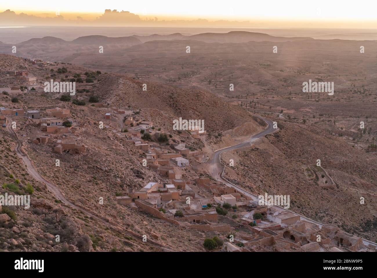 in tunisia, to the djebel dahar Stock Photo Alamy