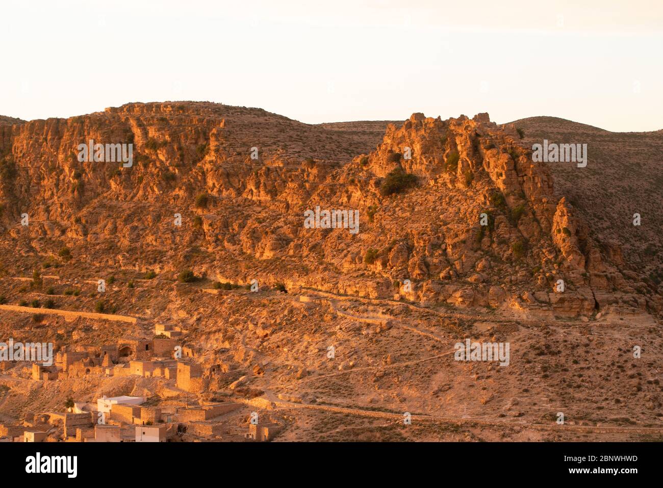 welcome in tunisia, welcome to the djebel dahar Stock Photo - Alamy