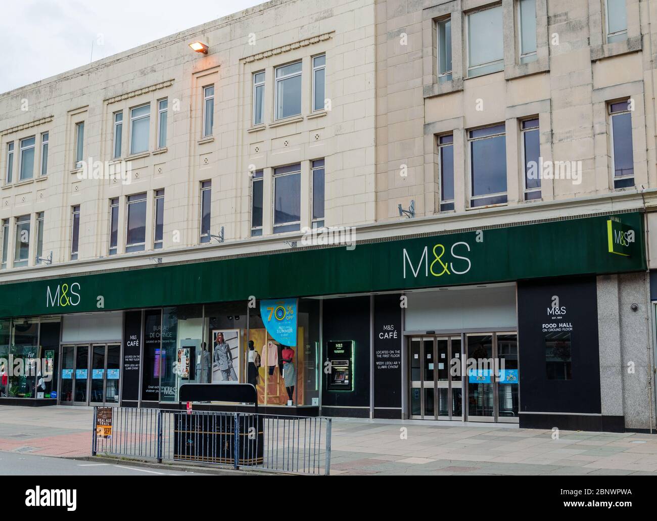 Marks And Spencer Store 19 High Resolution Stock Photography And Images Alamy