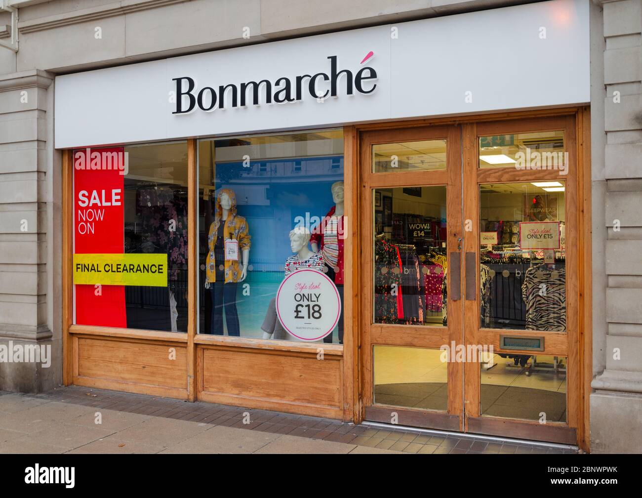 Bon marche clothes hi-res stock photography and images - Alamy