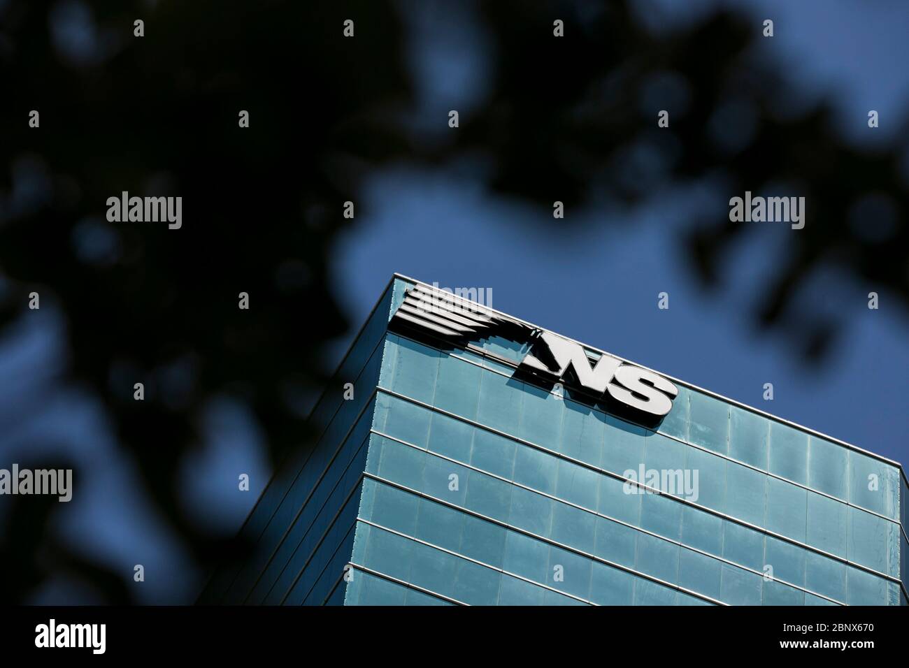 A Logo Sign Outside Of The Headquarters Of The Norfolk Southern Railway In Norfolk Virginia On May 2 Stock Photo Alamy