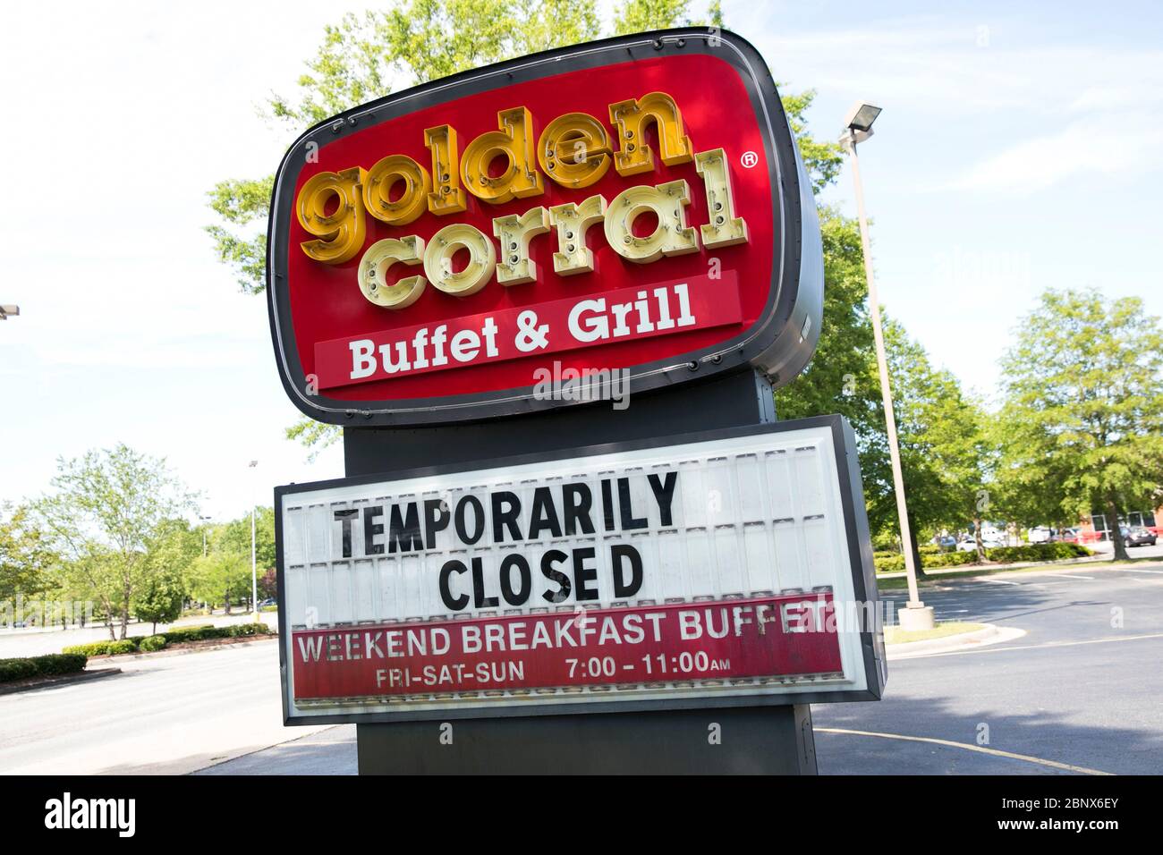 A Logo Sign Outside Of A Golden Corral Restaurant Location In Chesapeake Virginia On May 2 Stock Photo Alamy A Logo Sign Outside Of A Golden Corral Restaurant Location In Chesapeake Virginia On May 2 Stock Photo Alamy