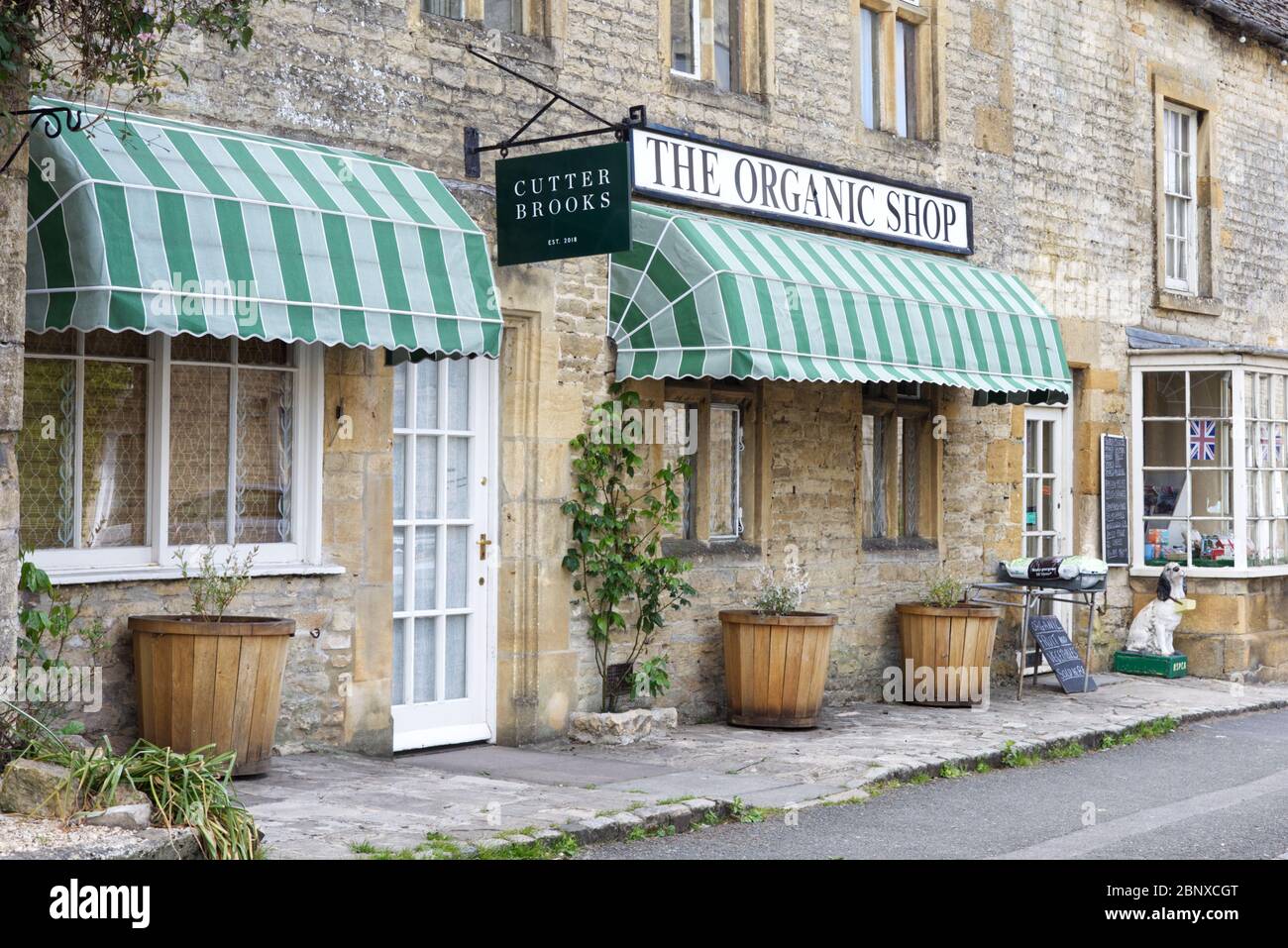 The Organic shop, stow on the wold Stock Photo Alamy