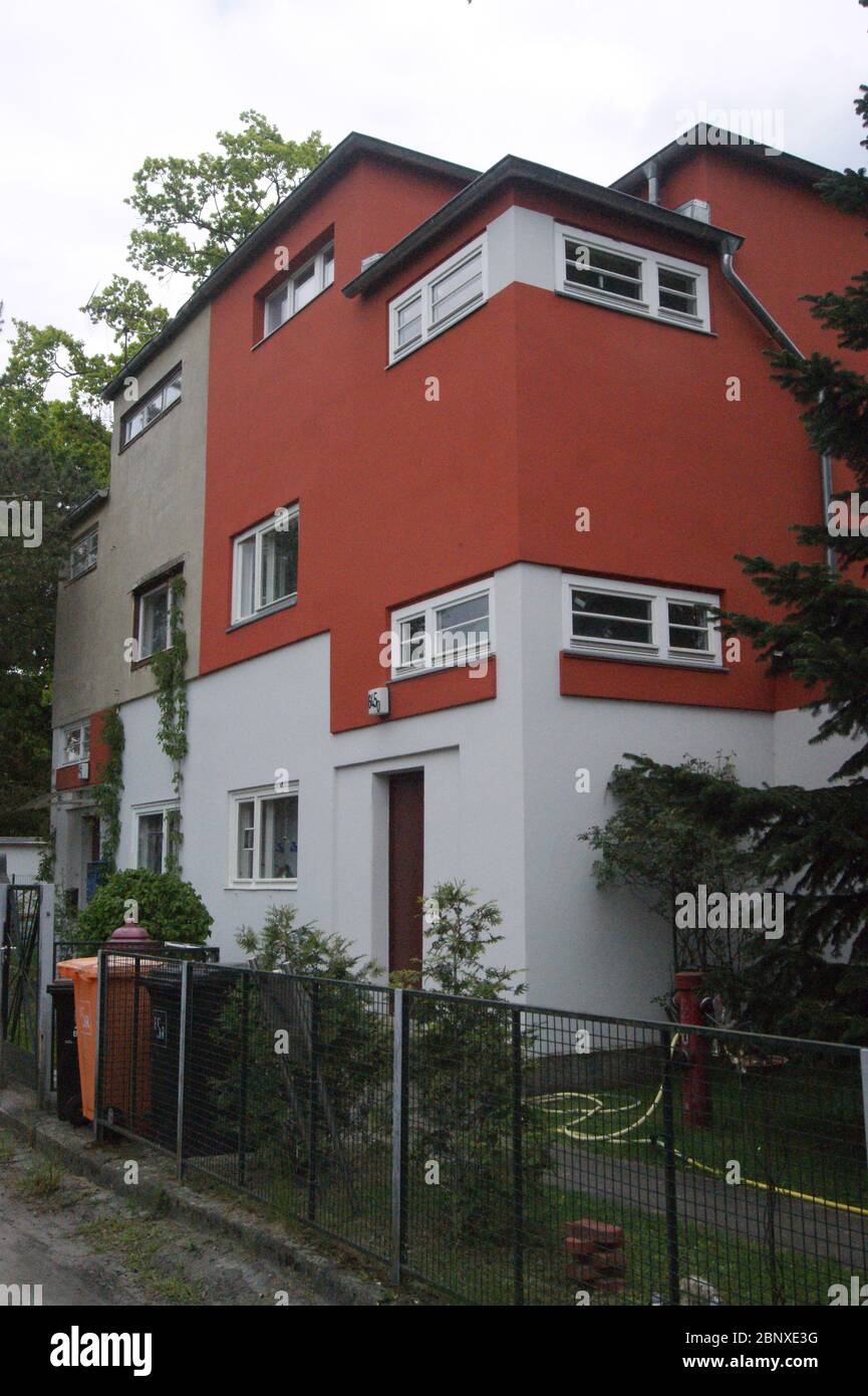 Die 1922 errichtete und unter Denkmalschutz stehende Wohnsiedlung Siedlung Neu-Jerusalem im Ortsteil Staaken an der Heerstraße in Berlin-Spandau. Stock Photo