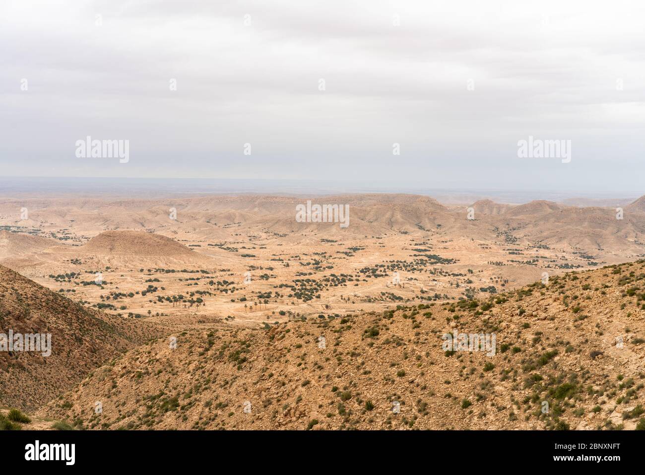 welcome in tunisia, welcome to the djebel dahar Stock Photo - Alamy