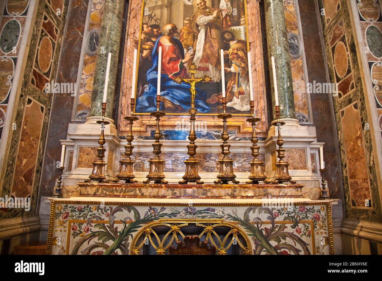 Altar candles catholic church hires stock photography and images Alamy