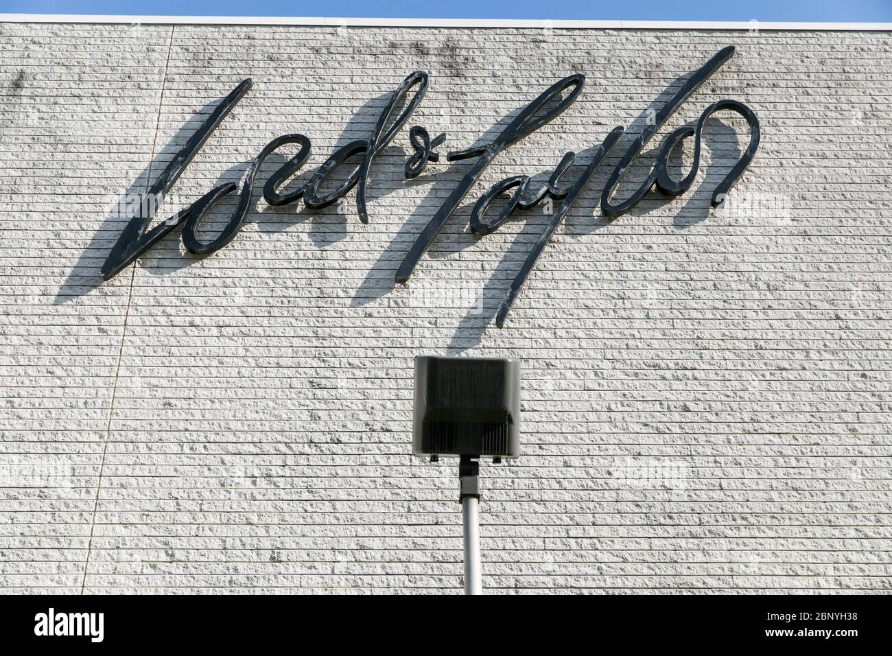 Lord and taylor department store hi-res stock photography and