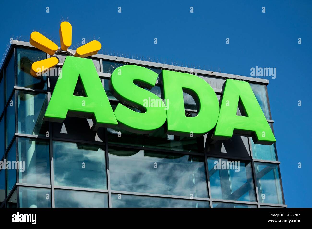 Asda website hi-res stock photography and images - Alamy