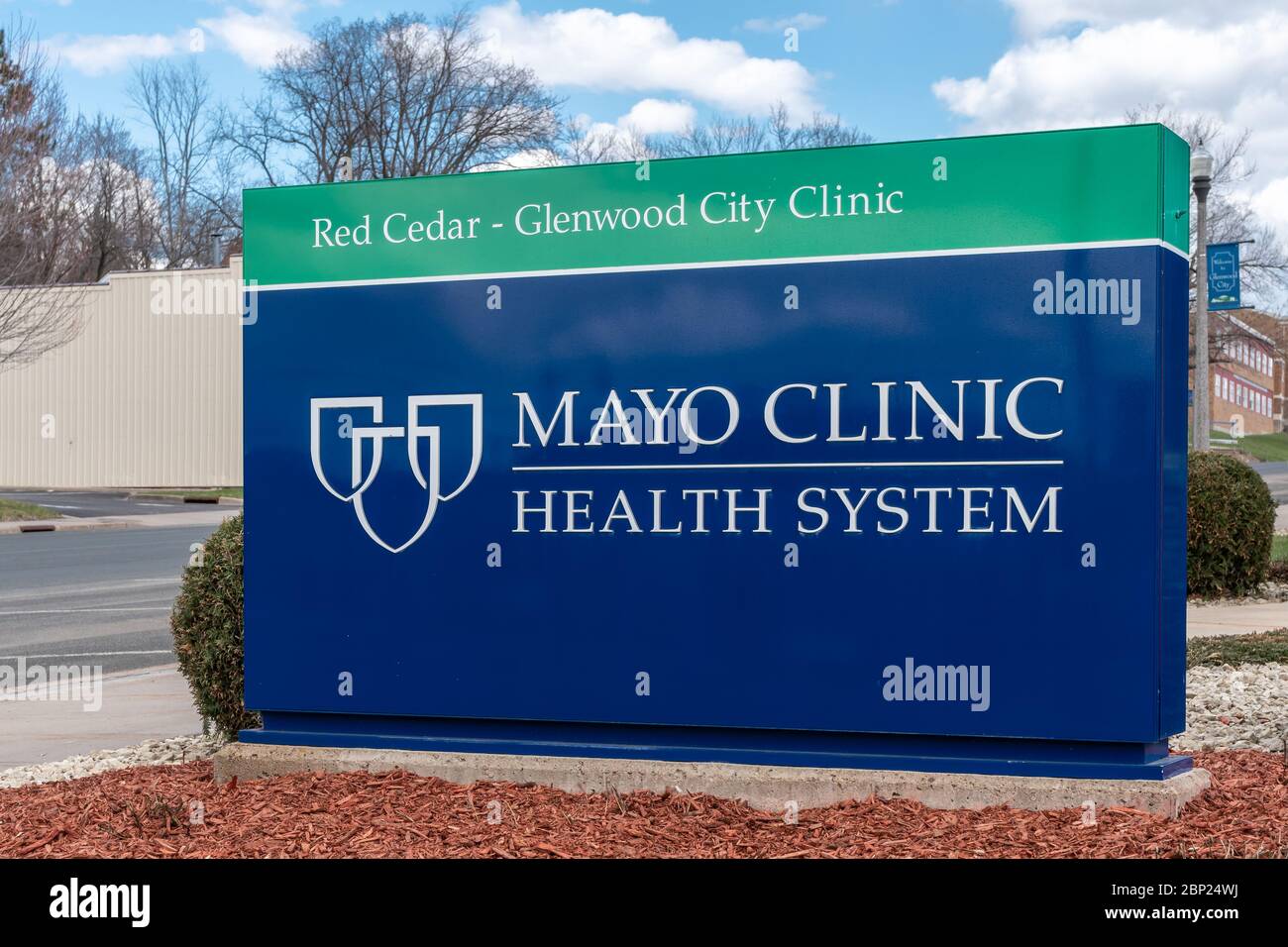 GLENWOOD CITY, WI/USA - April 25, 2020: Red Cedar - Glenwood City Clinic of Mayo Clinic Health Systems. Stock Photo