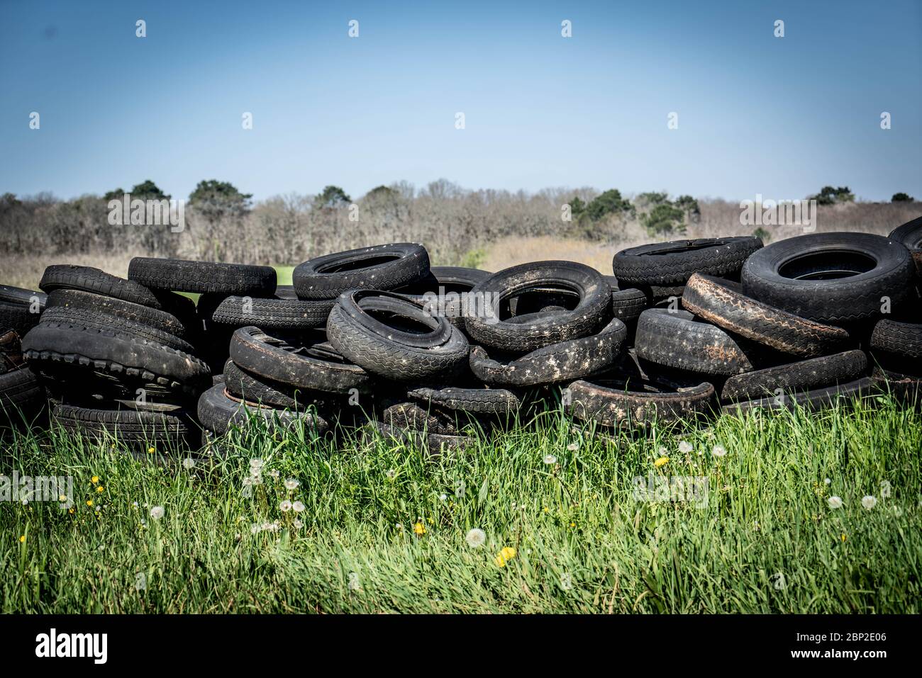 Dumping tires hires stock photography and images Alamy