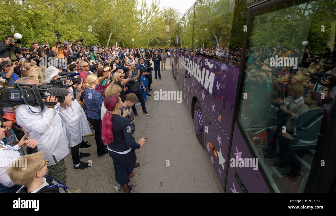 Expedition 61 Cosmonaut Hotel Departure Family Friends Colleagues And Media Say Farewell To Expedition 61 Crewmembers Jessica Meir Of Nasa And Oleg Skripochka Of Roscosmos And Spaceflight Participant Hazzaa Ali Almansoori Of