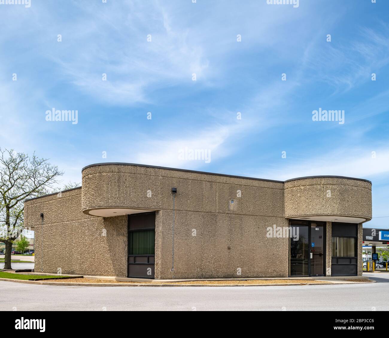 Chicago suburb suburban hires stock photography and images Alamy
