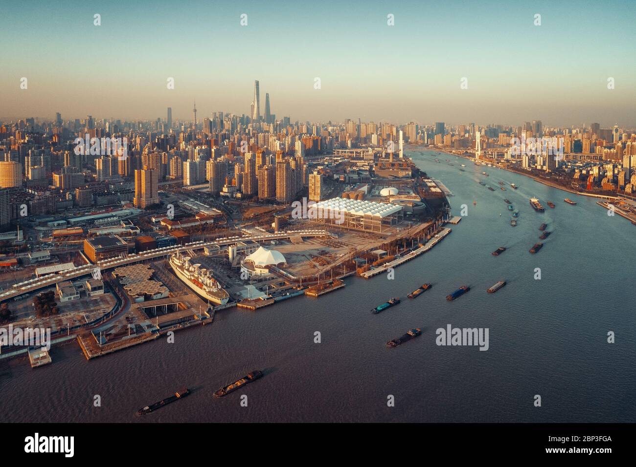 Aerial view of ship shanghai hi-res stock photography and images - Alamy