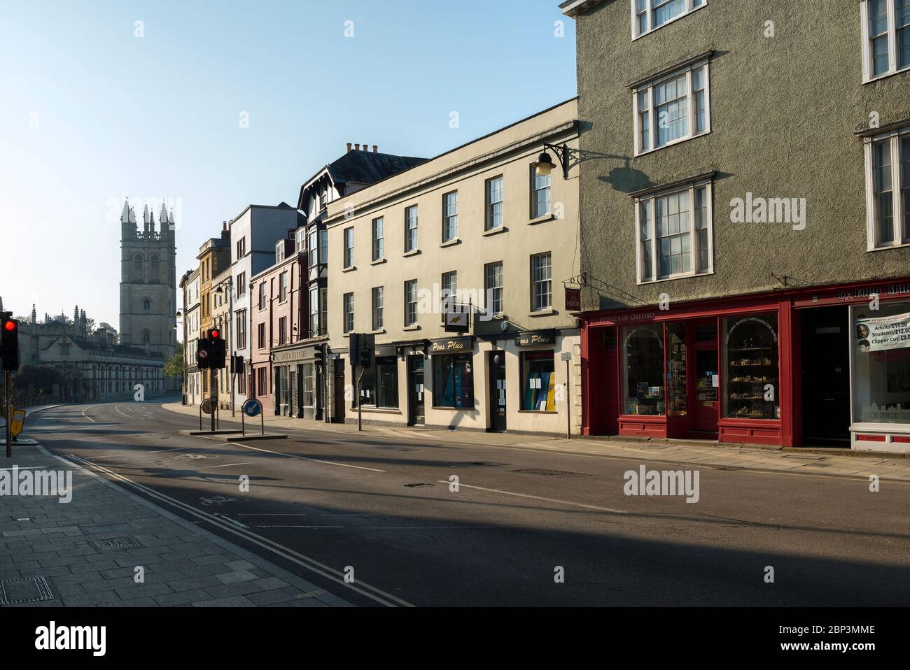 High street, oxford, Oxfordshire , England. Magdalen College, Oxford University Stock Photo