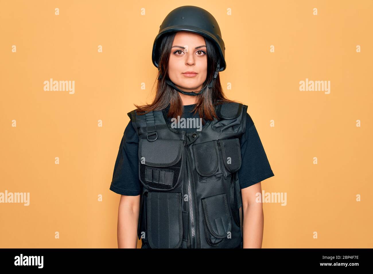 Girl wearing army helmet hi-res stock photography and images - Alamy