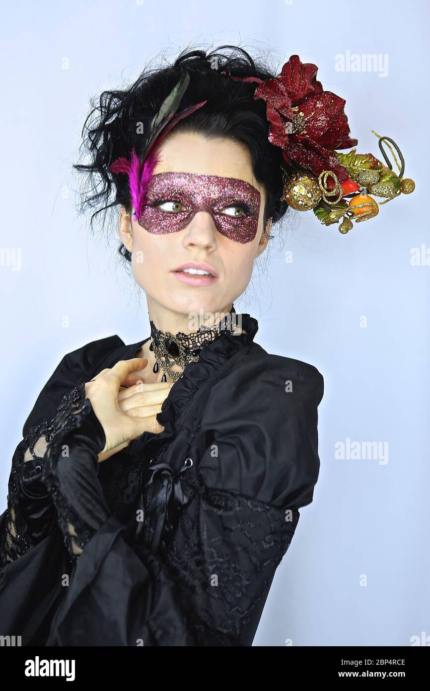 Avant Garde Fashion High Resolution Stock Photography and Images - Alamy