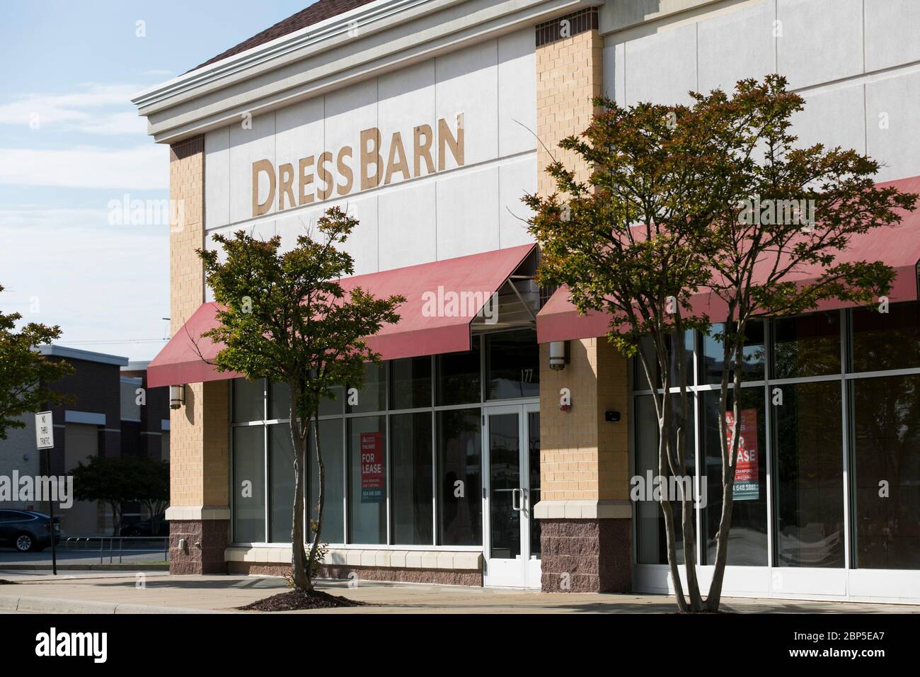 Dress barn locations near cheap me