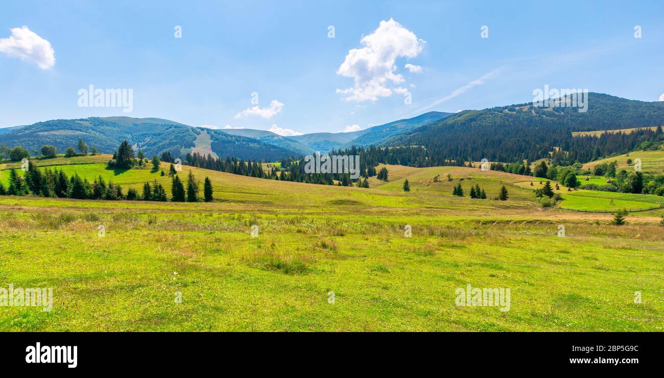 Scenic countryside resources hi-res stock photography and images - Alamy