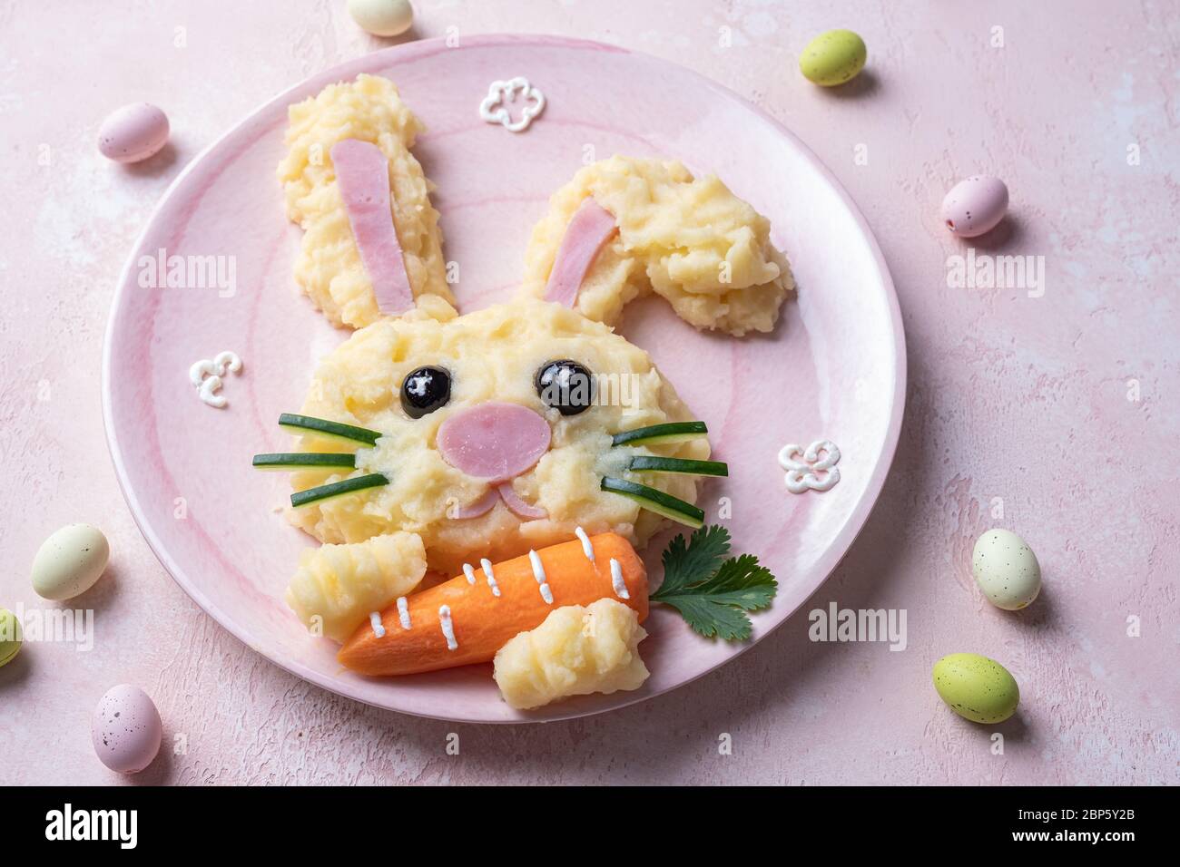 Funny bunny Mashed potatofor Easter kids meal Stock Photo - Alamy