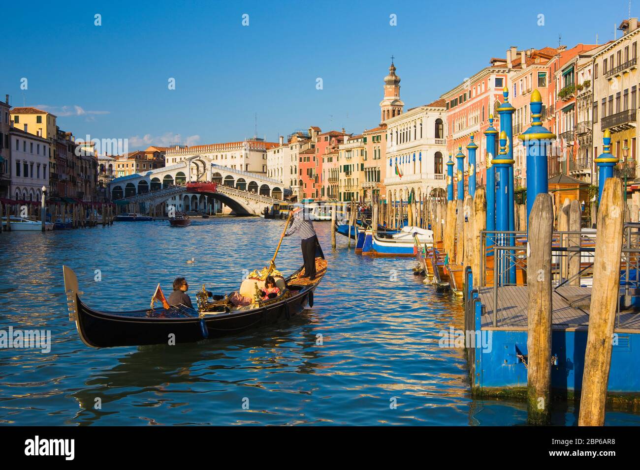 Gondola in the grand canal hi-res stock photography and images - Alamy
