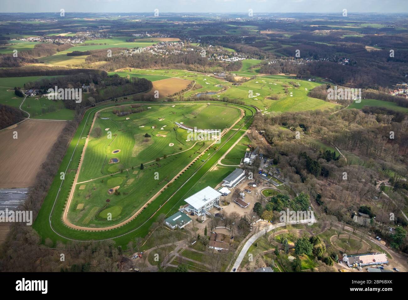 Golf course dusseldorf grafenberg hi-res stock photography and images -  Alamy