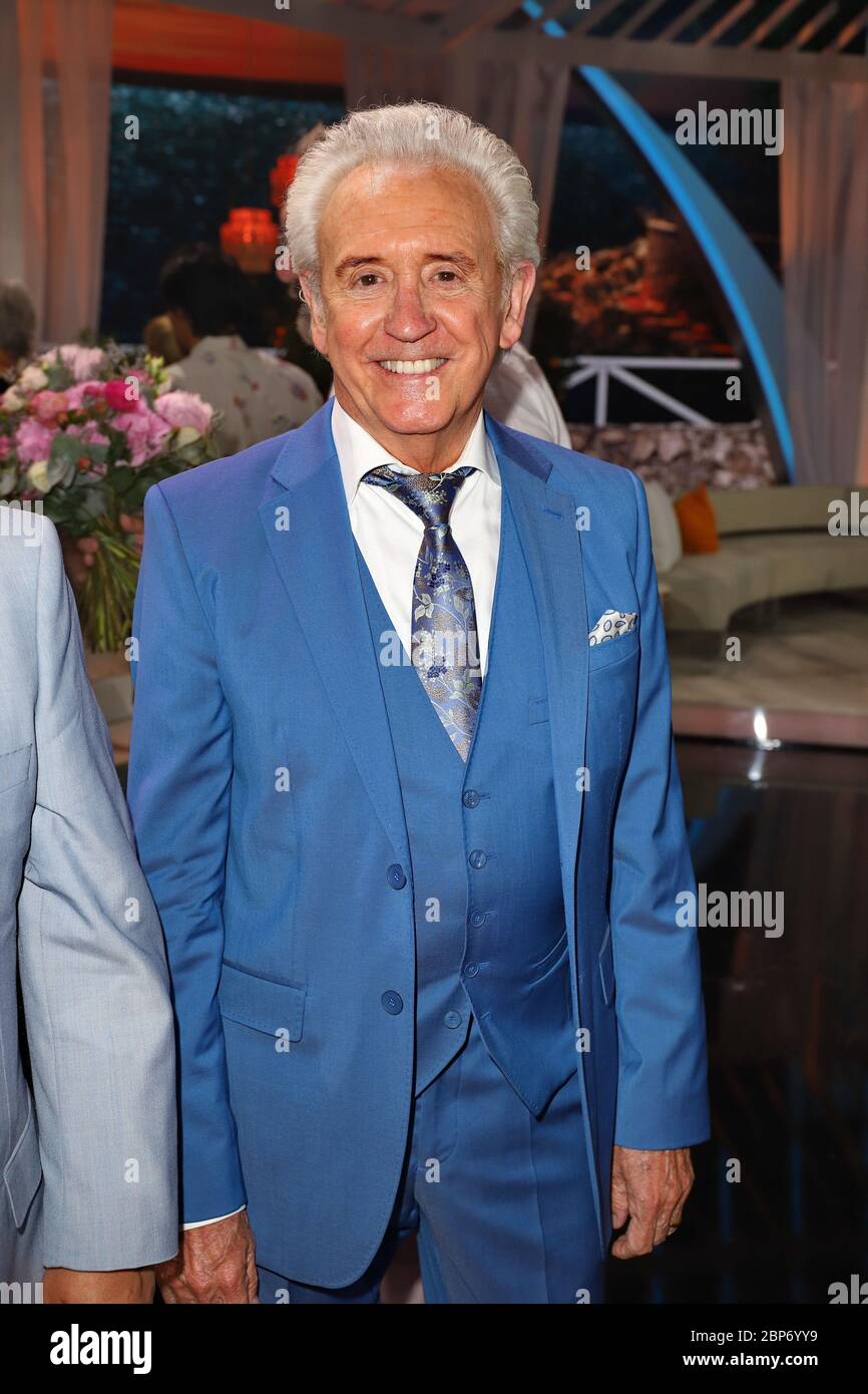 Tony Christie, Willkommen bei Carmen Nebel, Offenburg, 13.07.2019 Stock Photo