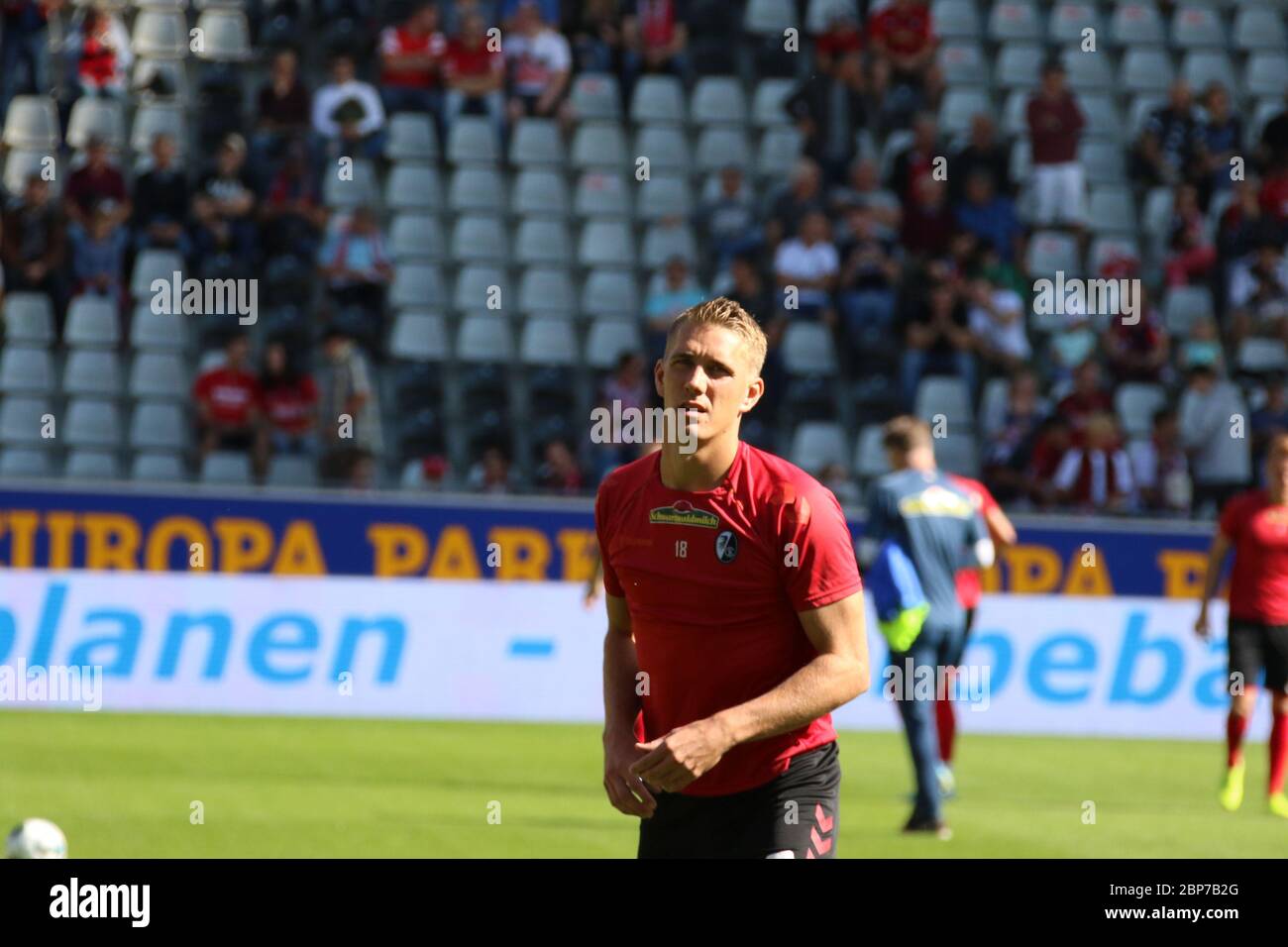 1 Bl 19 20 5 Sptg Sc Freiburg Fc Augsburg Stock Photo Alamy