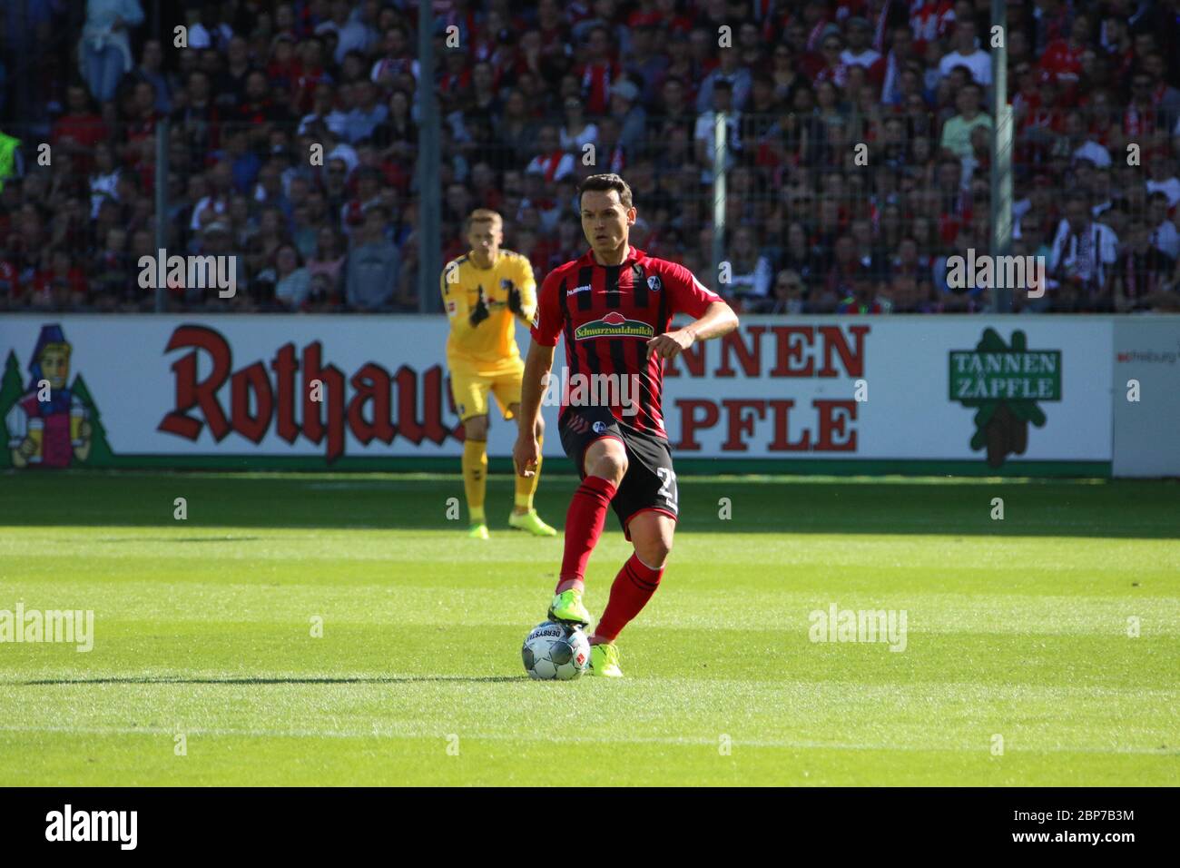 1. BL: 19-20: 5. Sptg. SC Freiburg - FC Augsburg Stock Photo