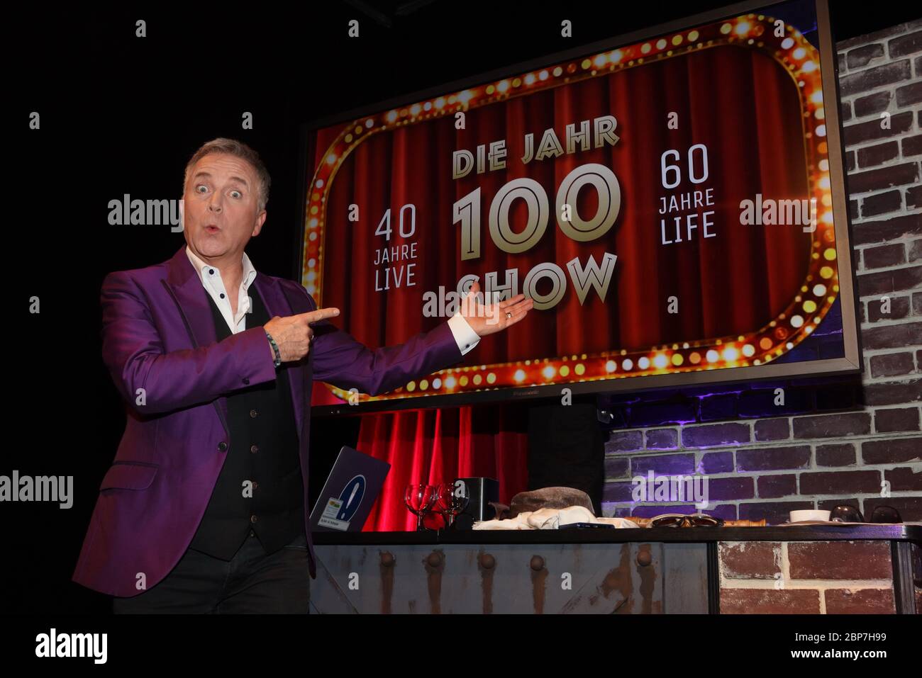 Joerg Knoer,the YEAR 100 SHOW,Komoedie Winterhuder Faehrhaus,Hamburg,11.11.2019 Stock Photo