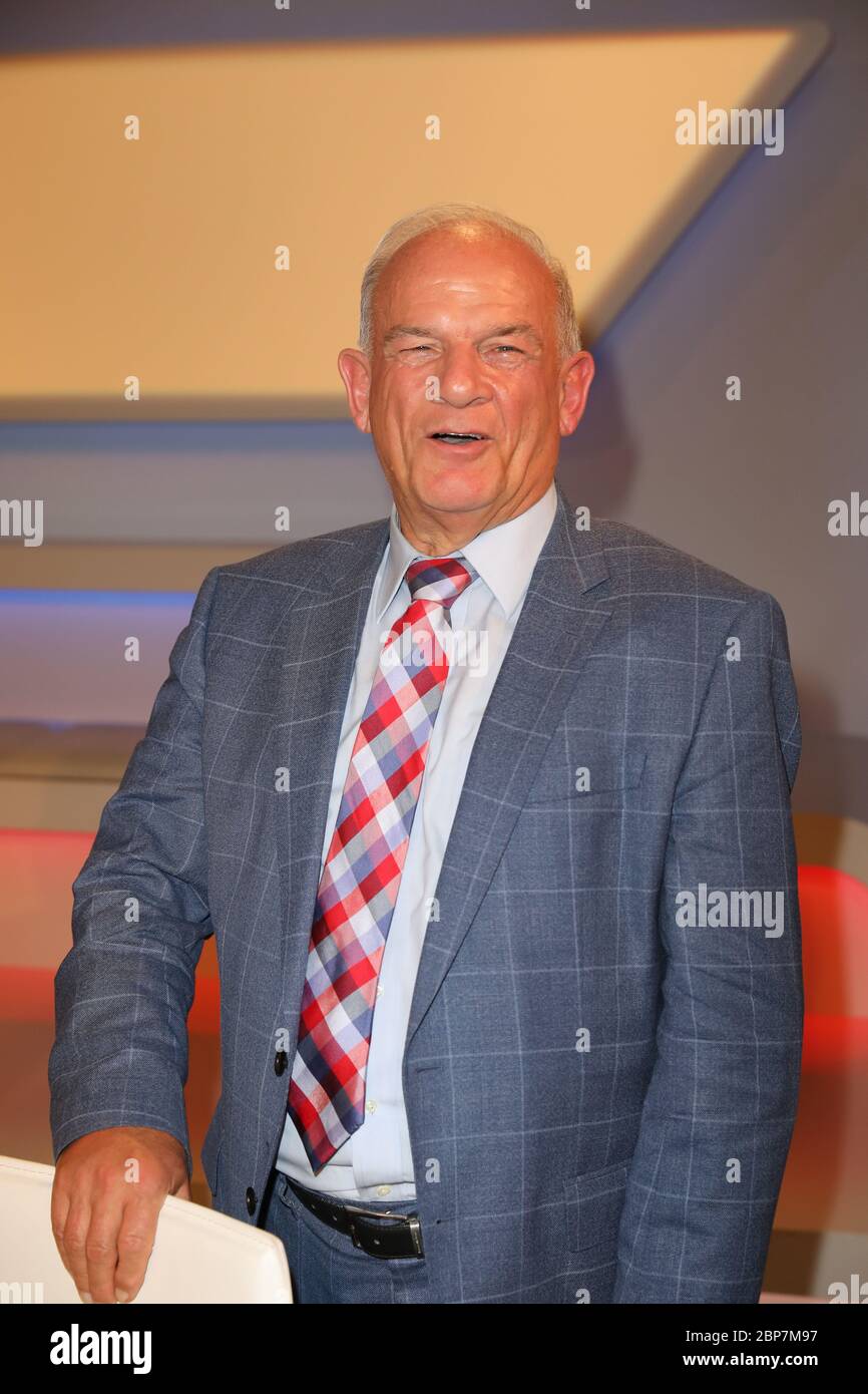 Peter Hahne,Maischberger,WDR Studio B3,Koeln,04.12.2019 Stock Photo